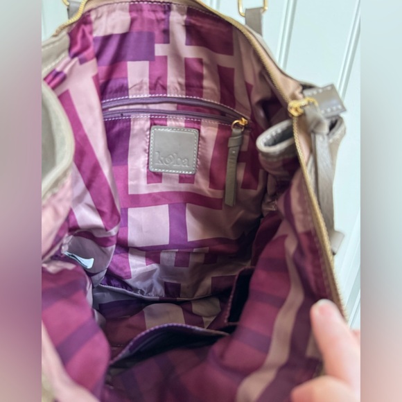 Kooba Everette Taupe Soft Leather Tote Handbag w Front Pocket. 16” by 13” by 3” - Picture 8 of 10